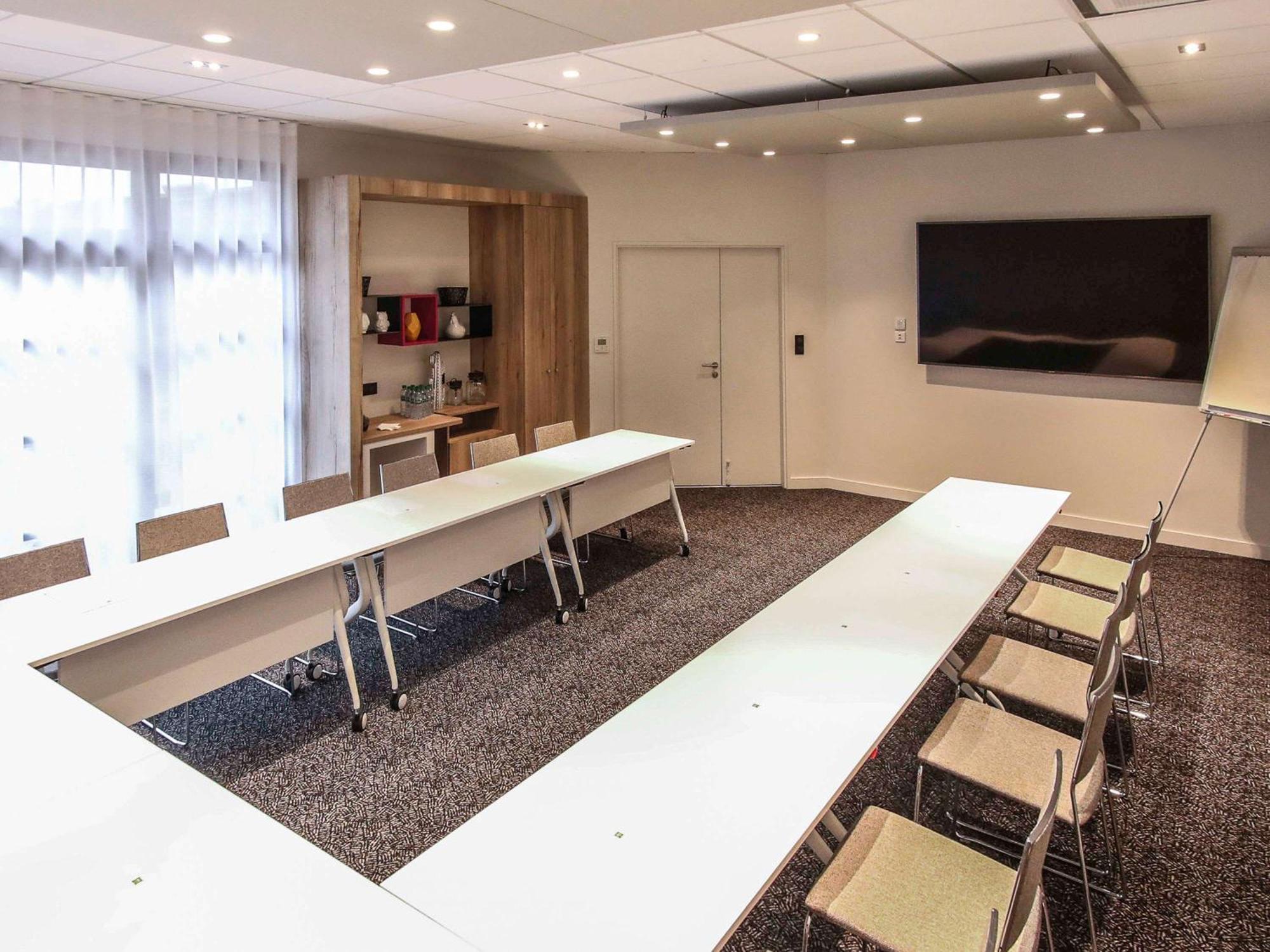 Ibis Styles Clermont-Ferrand Republique Hotel Luaran gambar